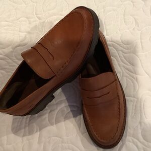 Born Women’s Carrera Lugged sole penny loafer 8.5